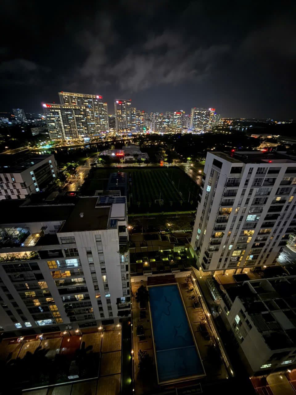 Starhill penthouse for rent, Phu My Hung District 7, 300m2 with 5 bedrooms, daily/monthly/yearly