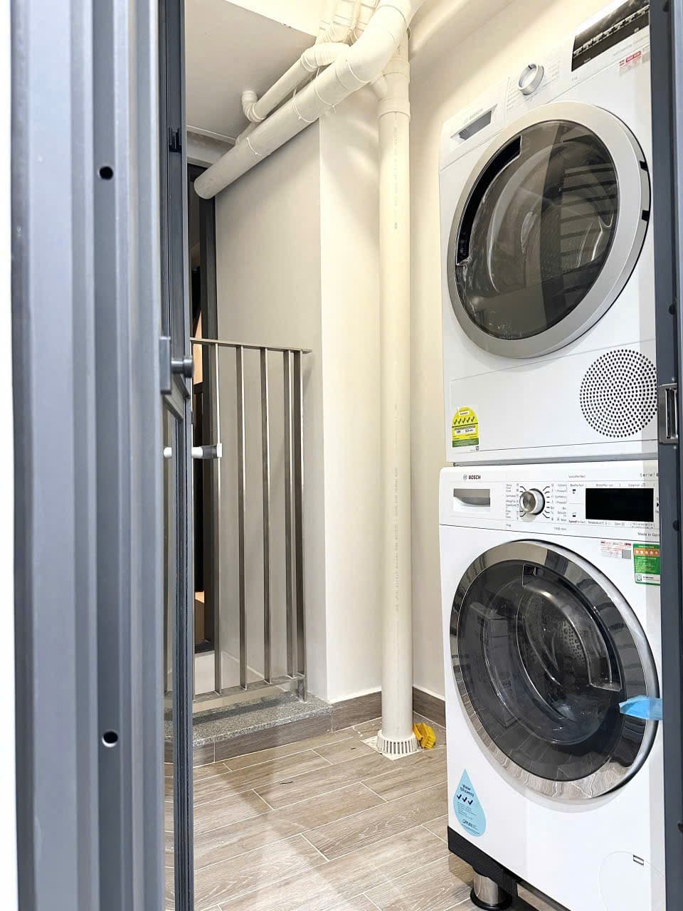 Urgent sale: Cardinal Court apartment, Phu My Hung District 7, 100m2 with 3 bedrooms